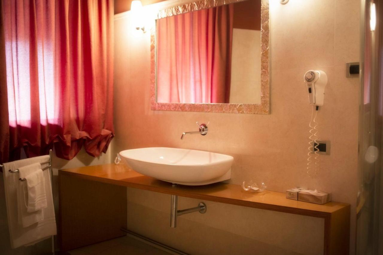 Hotel Due Platani Cornedo Vicentino 外观 照片